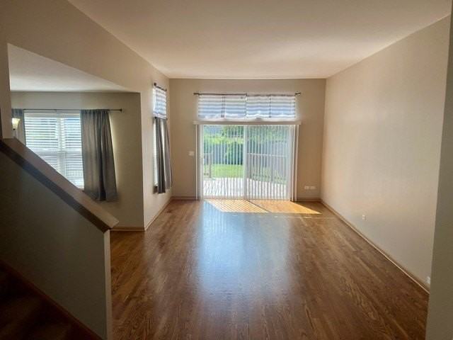 2213 Carpenter Ave - Photo 4 of 28