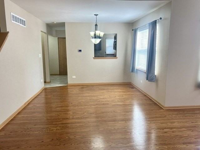 2213 Carpenter Ave - Photo 7 of 28