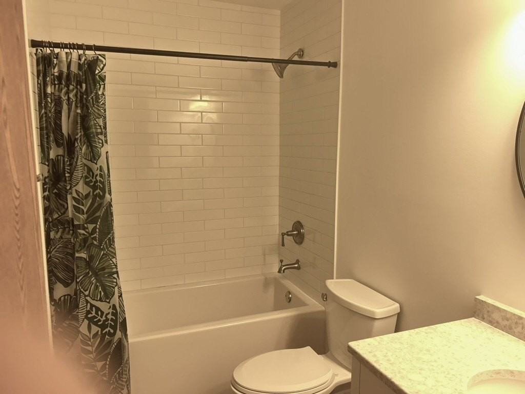 2732 Wilshire Ct - Photo 6 of 13