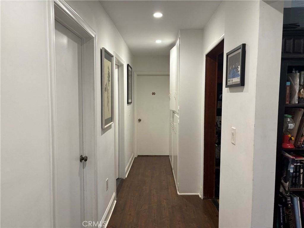 12917 Gladstone Ave - Photo 6 of 17