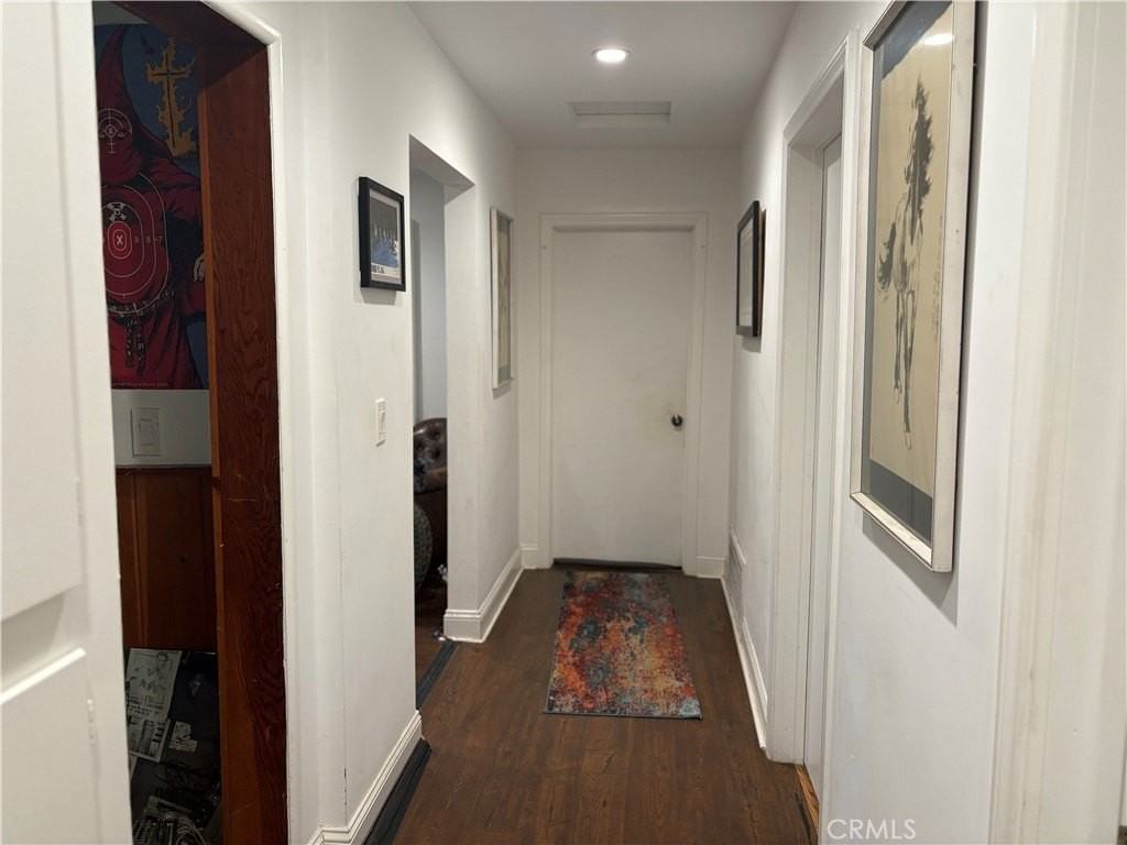 12917 Gladstone Ave - Photo 7 of 17
