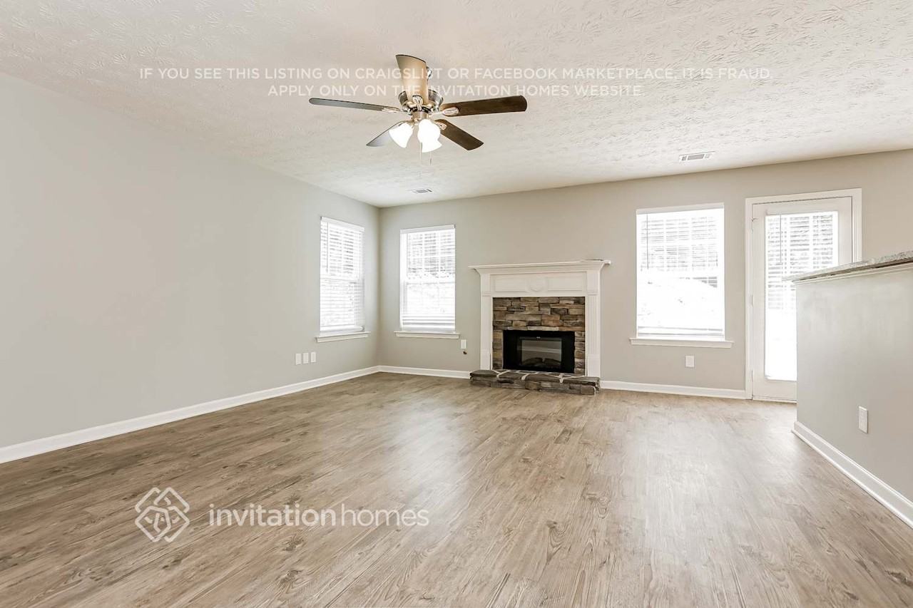 1802 Sydney Mill Ct - Photo 4 of 18