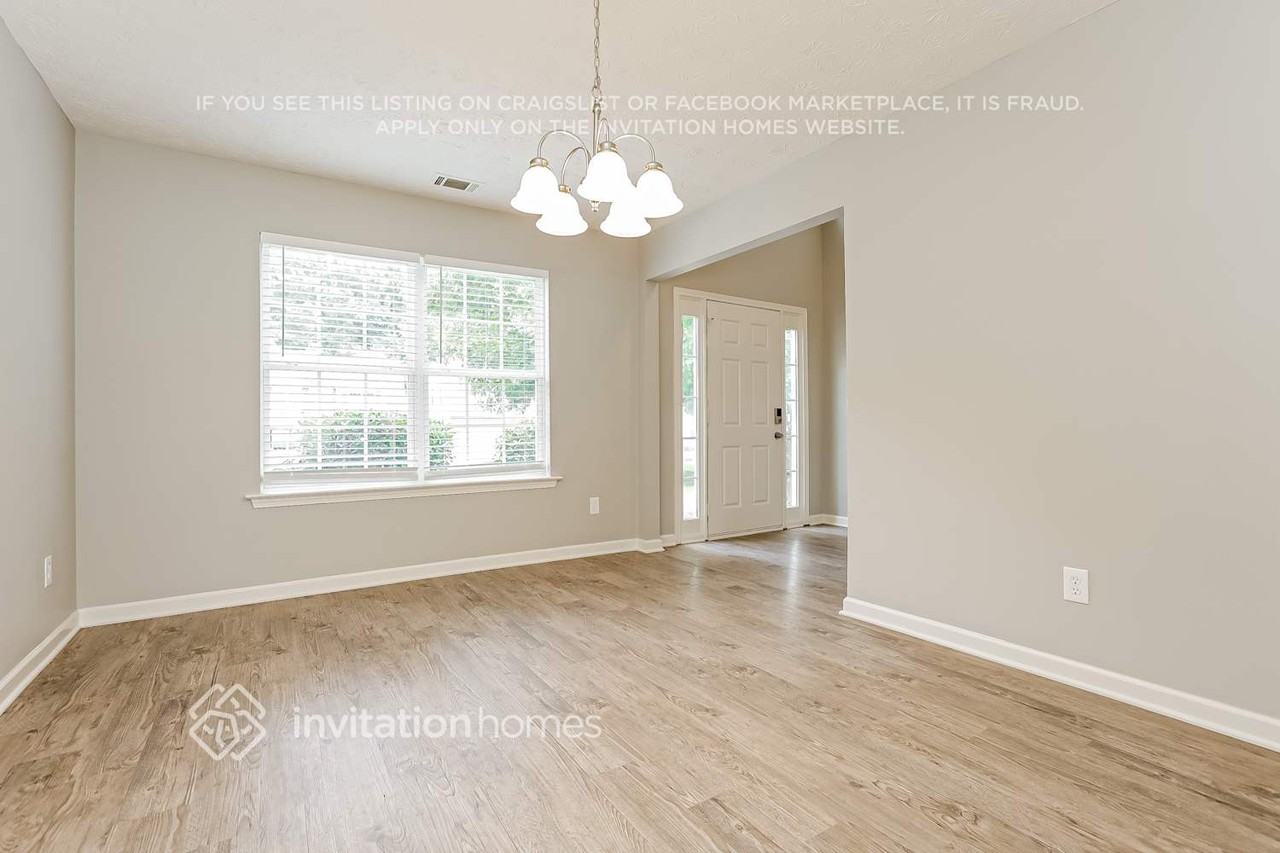 1802 Sydney Mill Ct - Photo 5 of 18