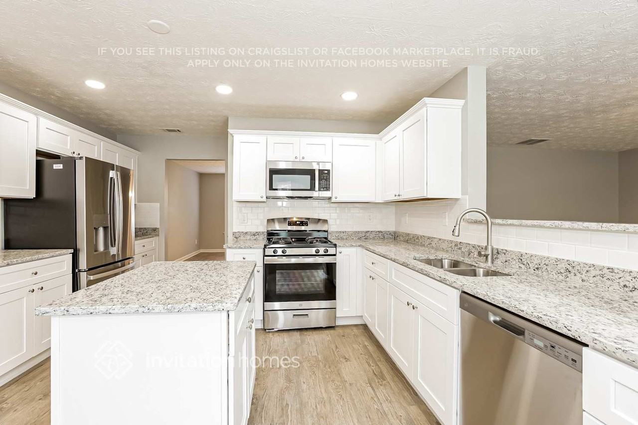 1802 Sydney Mill Ct - Photo 6 of 18