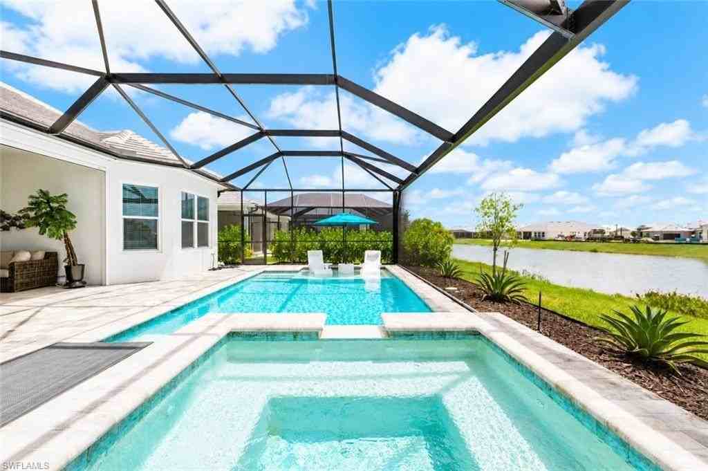 15710 Triesta Ln - Photo 3 of 42