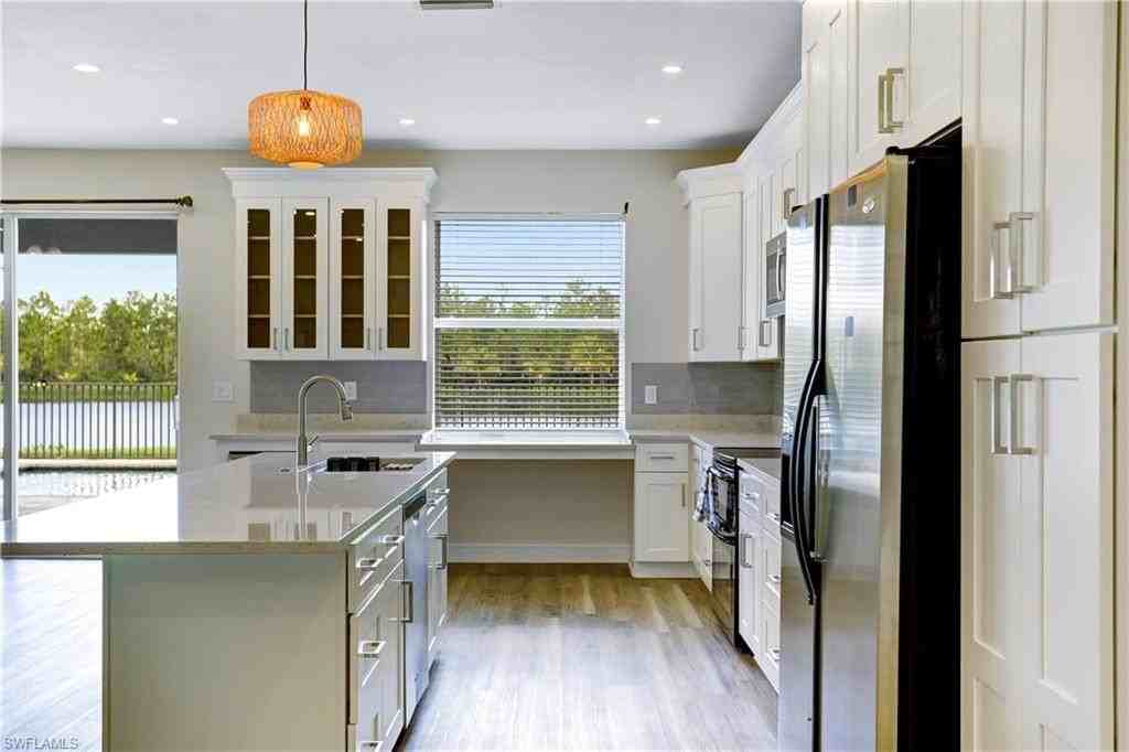 14047 Danpark Loop - Photo 3 of 38