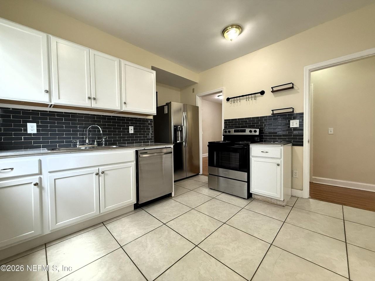 2330 Park St #A - Photo 6 of 15