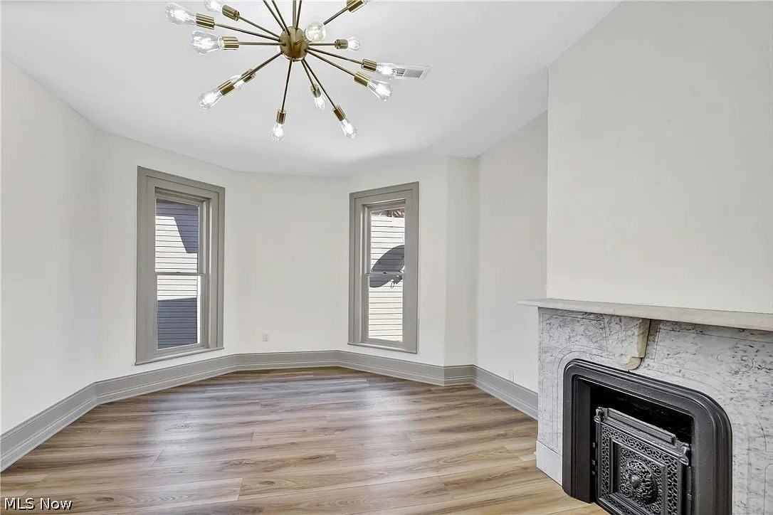3401 Clinton Ave - Photo 3 of 15