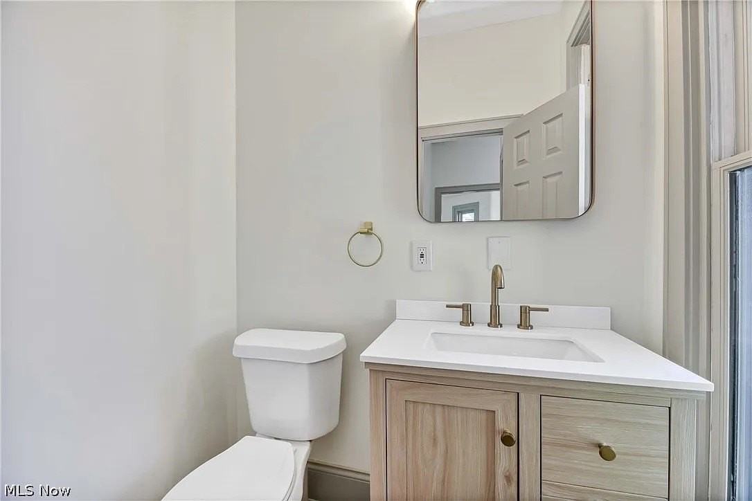 3401 Clinton Ave - Photo 6 of 15