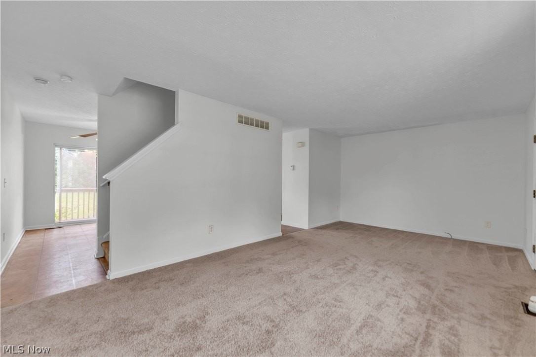 1917 Lexington Ave - Photo 6 of 20