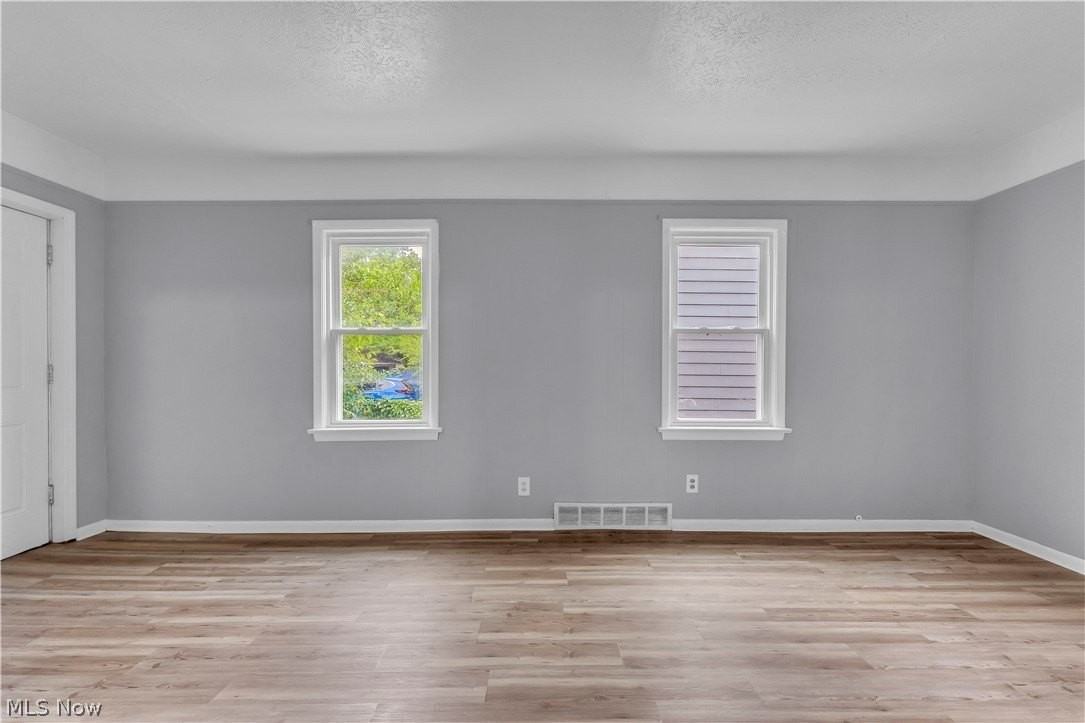 2115 Dowd Ave #2DNREAR - Photo 5 of 19