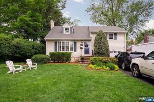 508 Van Buren St - Photo 1 of 1