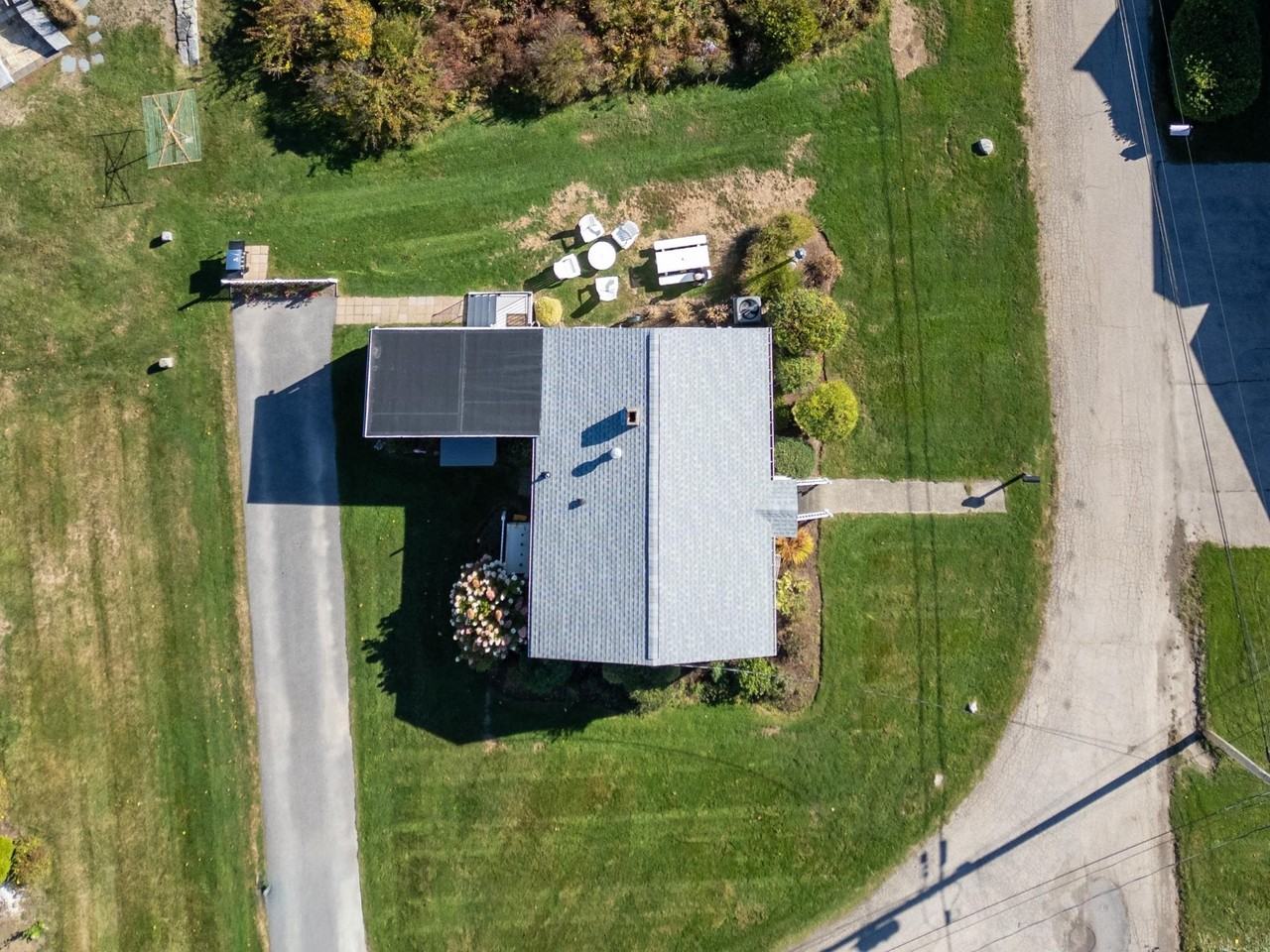 53 Foss Cir - Photo 4 of 23