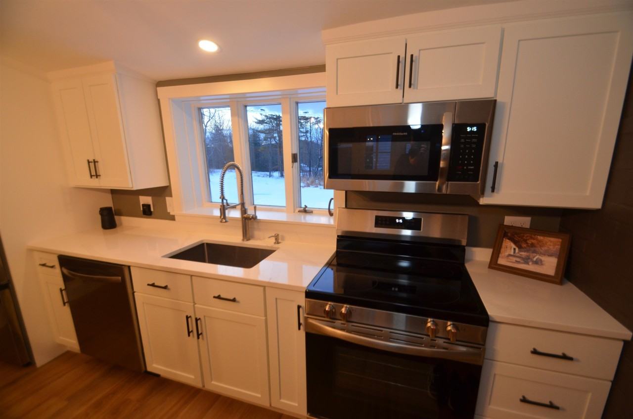 410 Wallace Rd - Photo 7 of 27