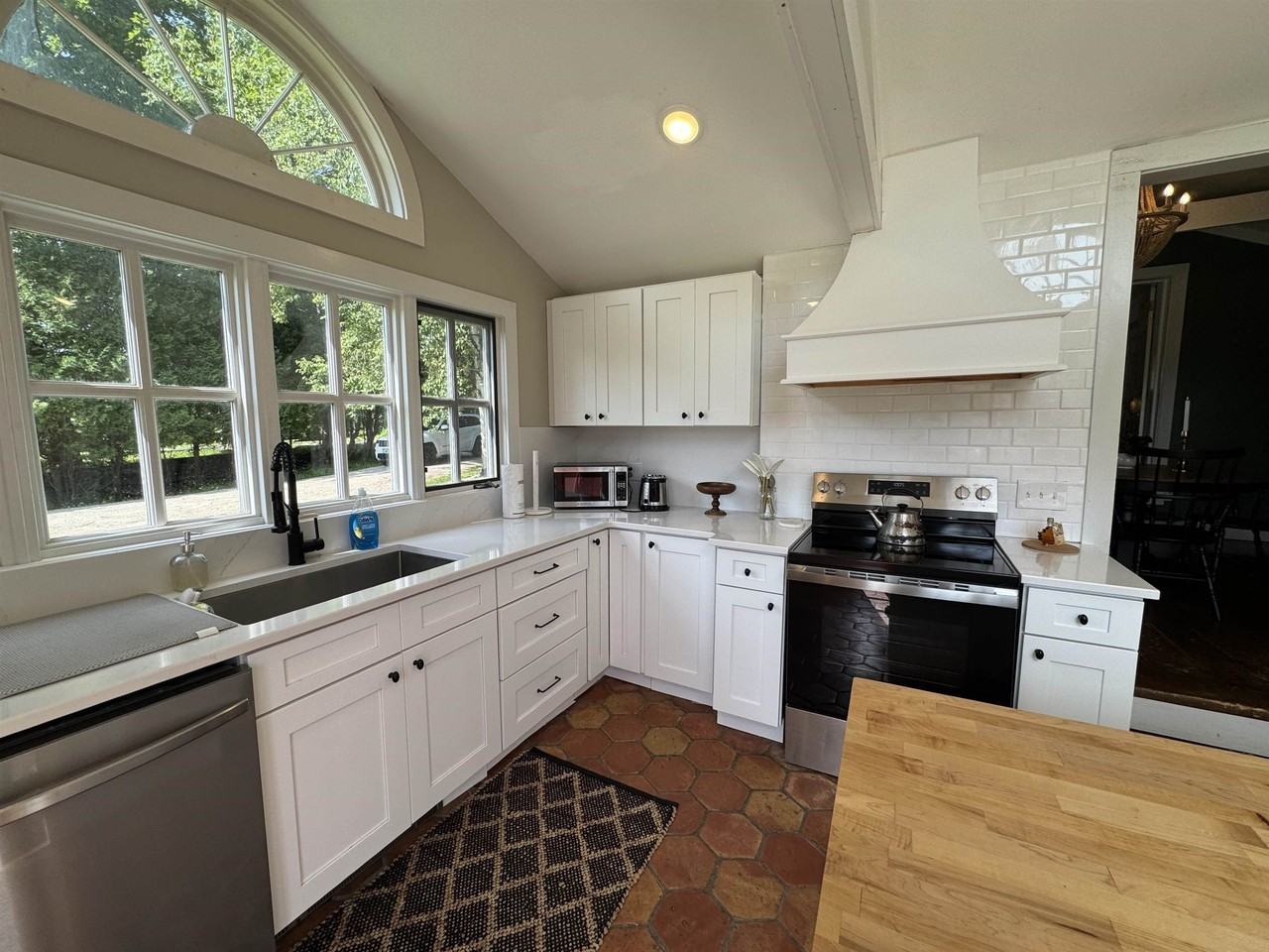 3370 Main St - Photo 6 of 50
