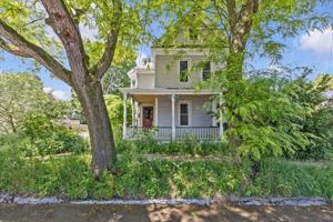 featured image of 21 Hyde St #1