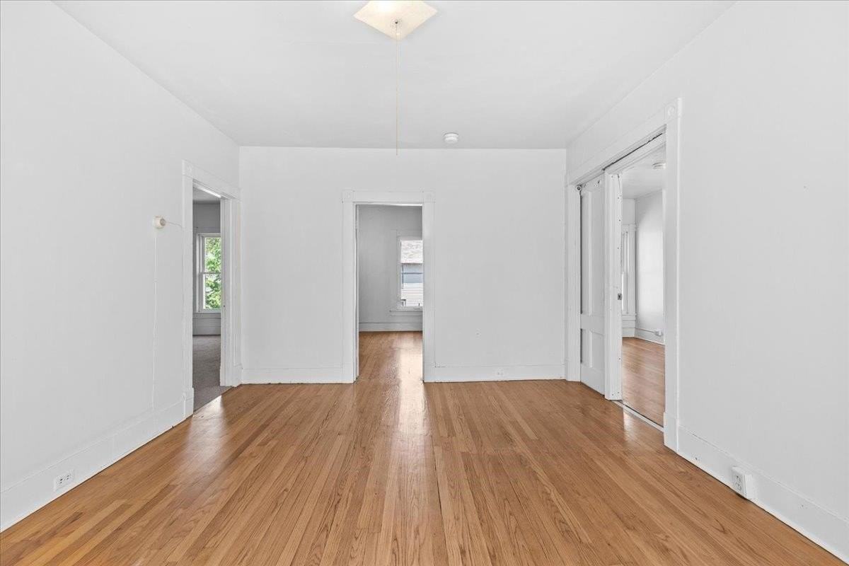 21 Hyde St #2 - Photo 7 of 31