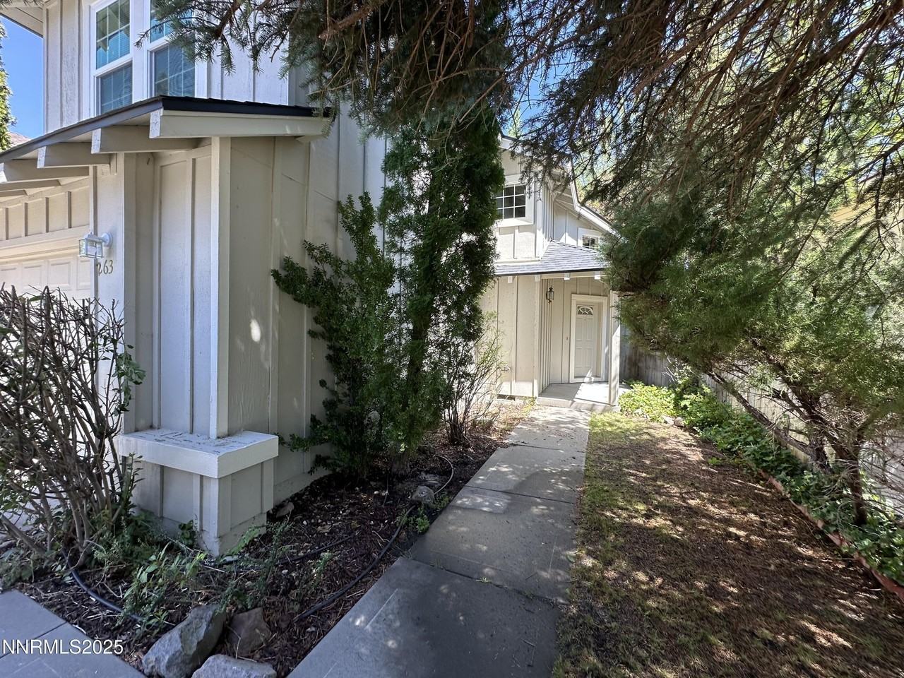 2635 Alpine Creek Rd - Photo 2 of 25