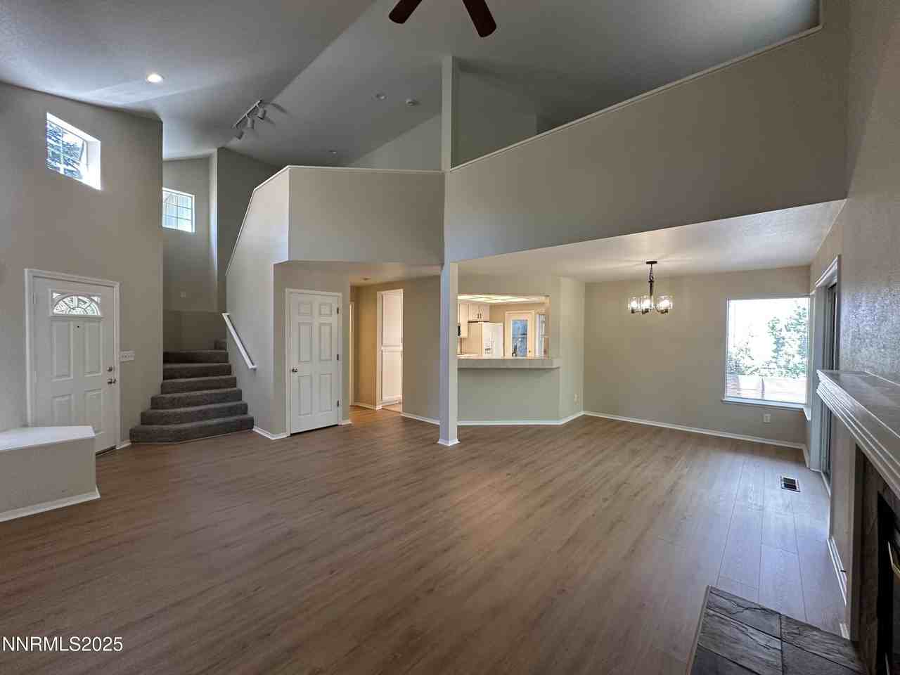 2635 Alpine Creek Rd - Photo 5 of 25
