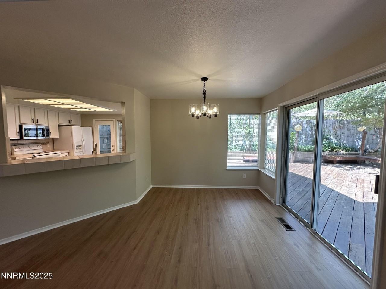 2635 Alpine Creek Rd - Photo 6 of 25