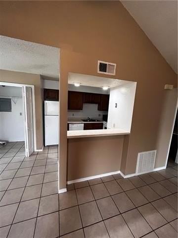 612 Rue Saint Martin #D - Photo 3 of 10