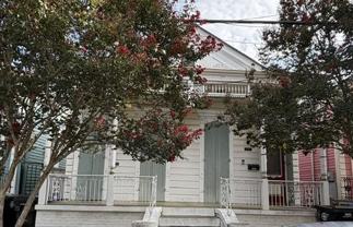 2327 Dauphine St - Photo 1 of 1