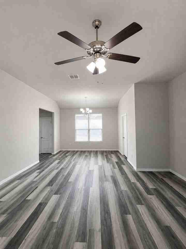 2024 Belshire Ct - Photo 5 of 25