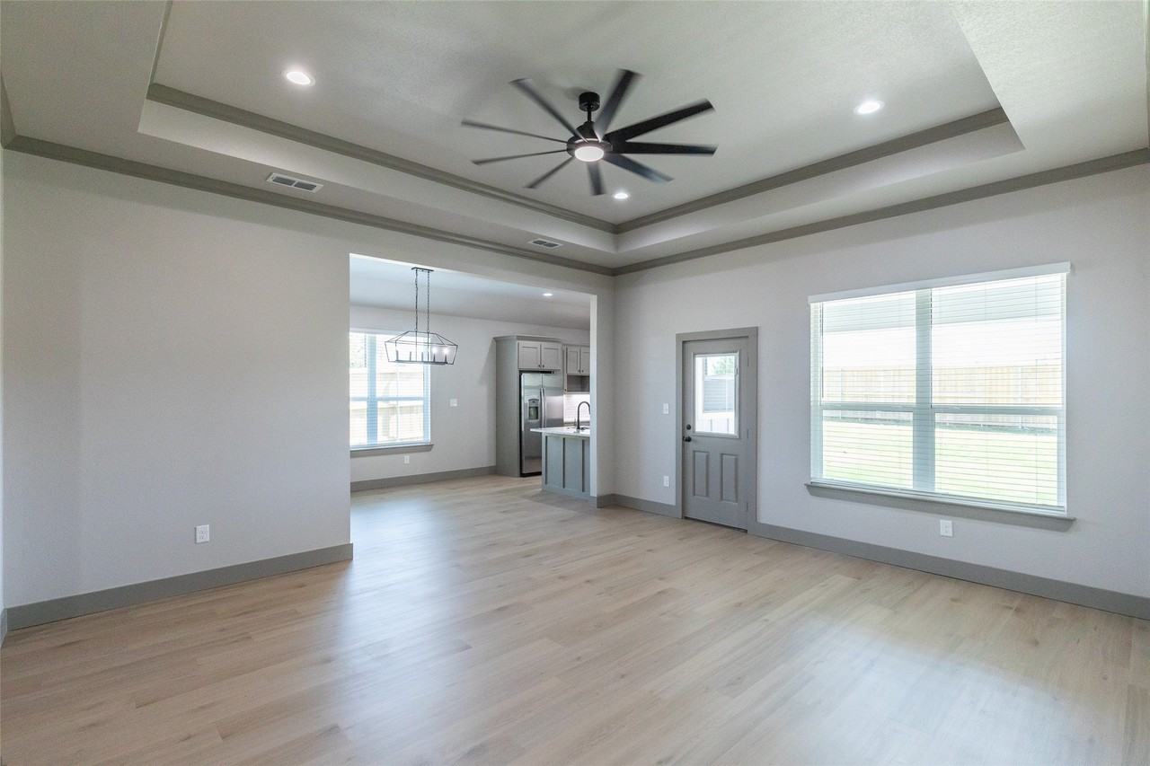 6607 Prickly Pear Way - Photo 6 of 29
