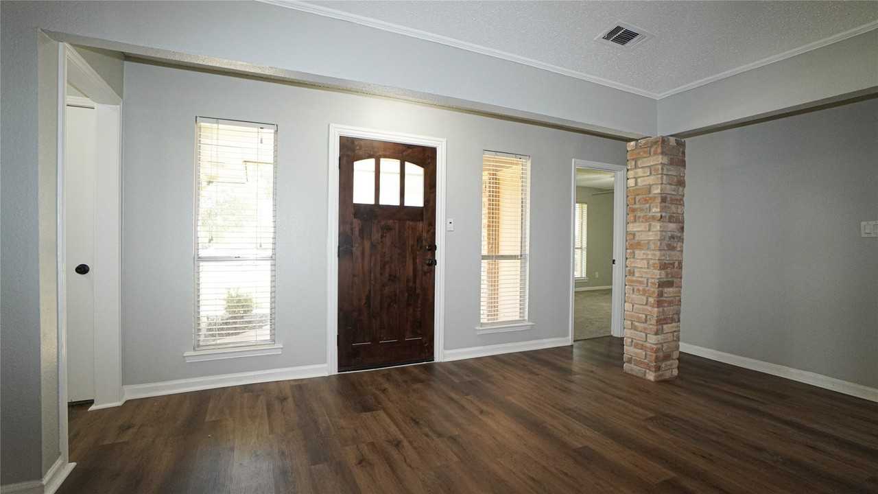 7113 Ridgeview Dr - Photo 5 of 26
