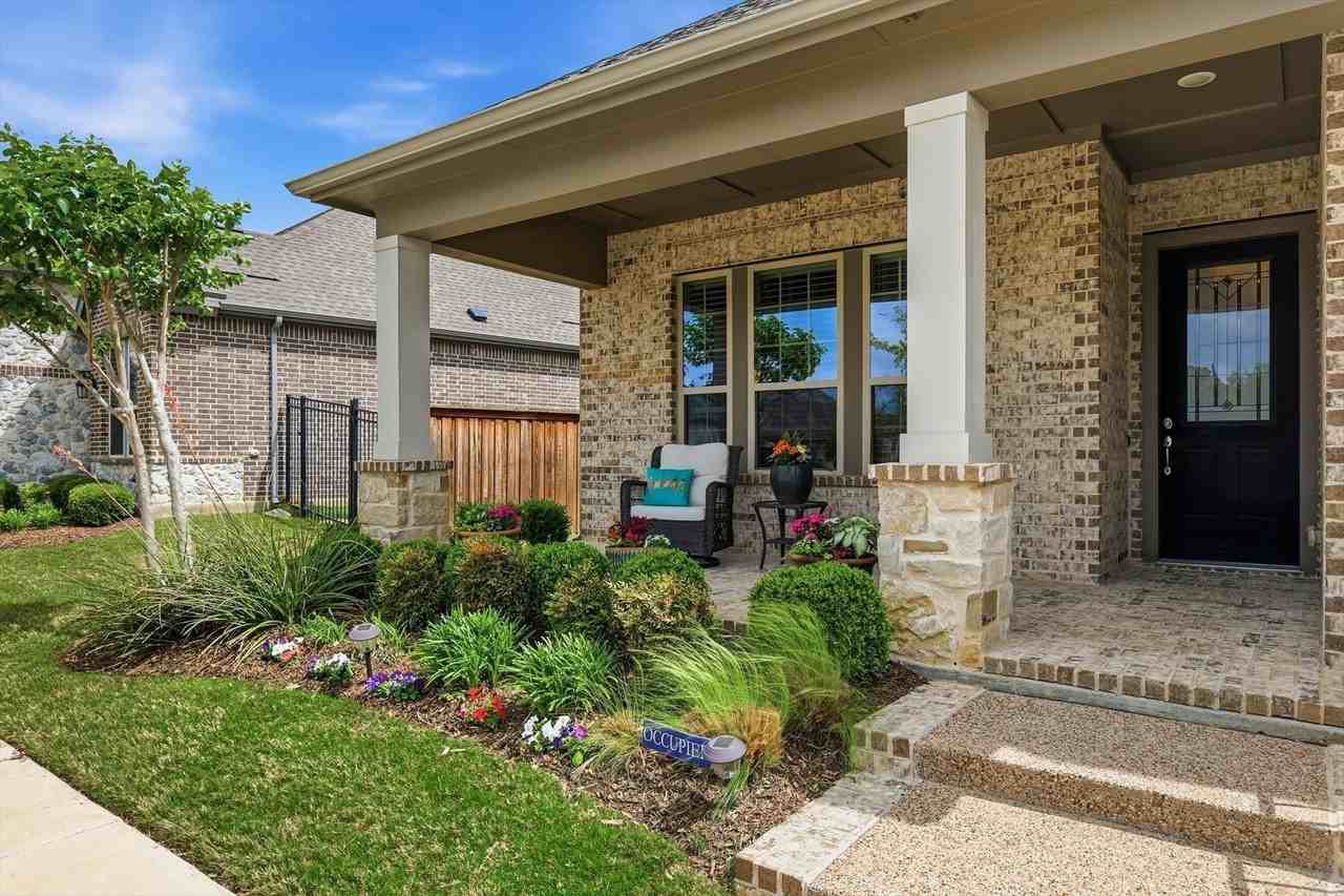 4817 Beaver Creek Dr - Photo 2 of 37