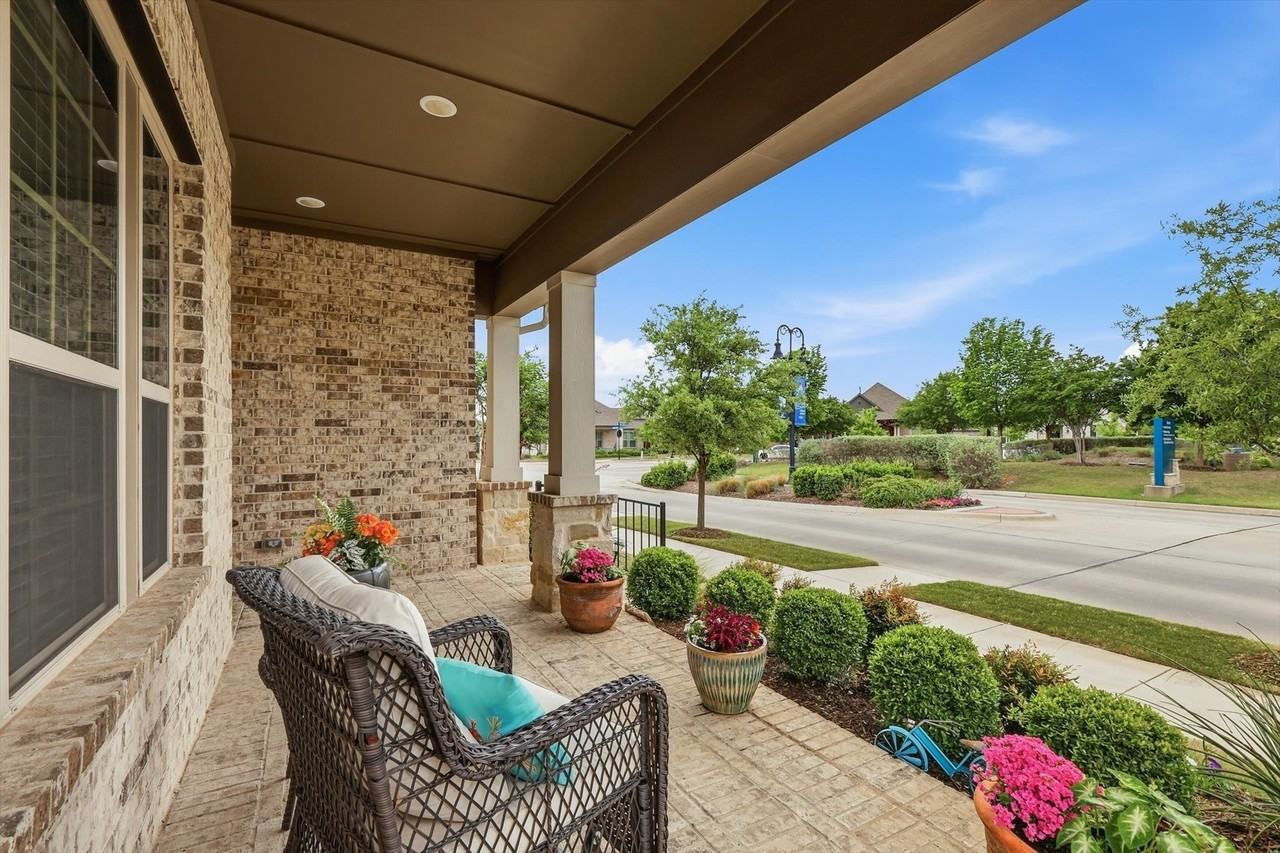 4817 Beaver Creek Dr - Photo 4 of 37