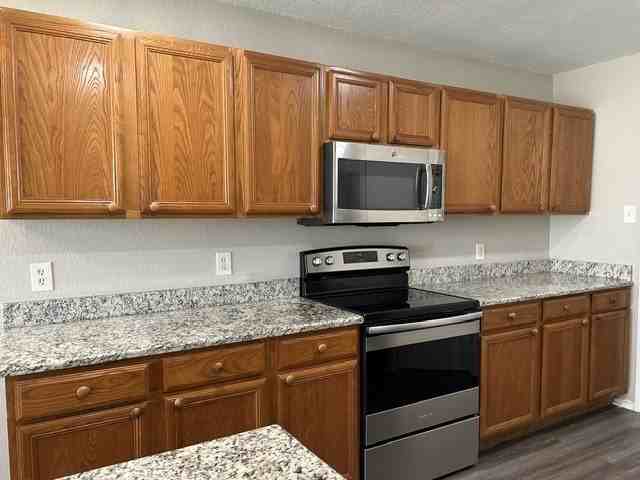 1012 High Crest Dr - Photo 6 of 20