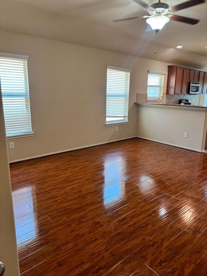 2808 Houston Wood Dr - Photo 3 of 25