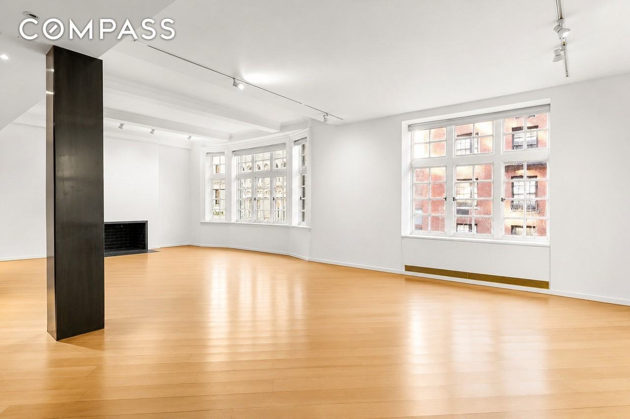 40 E 62nd St #6E - Photo 4 of 17