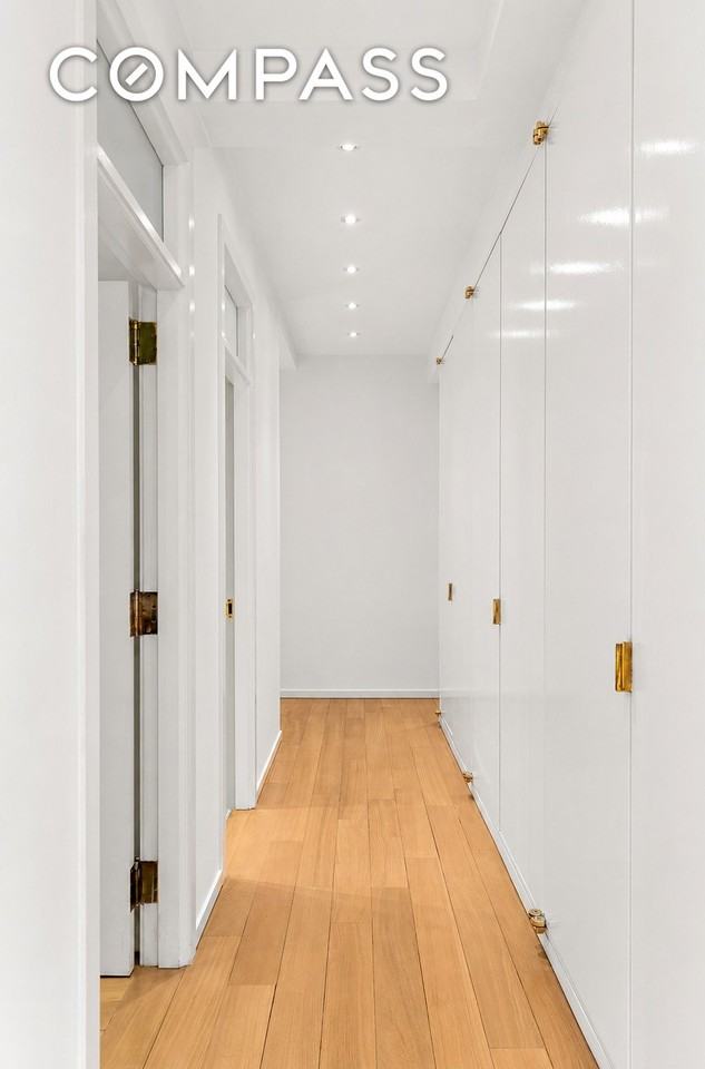 40 E 62nd St #6E - Photo 7 of 17
