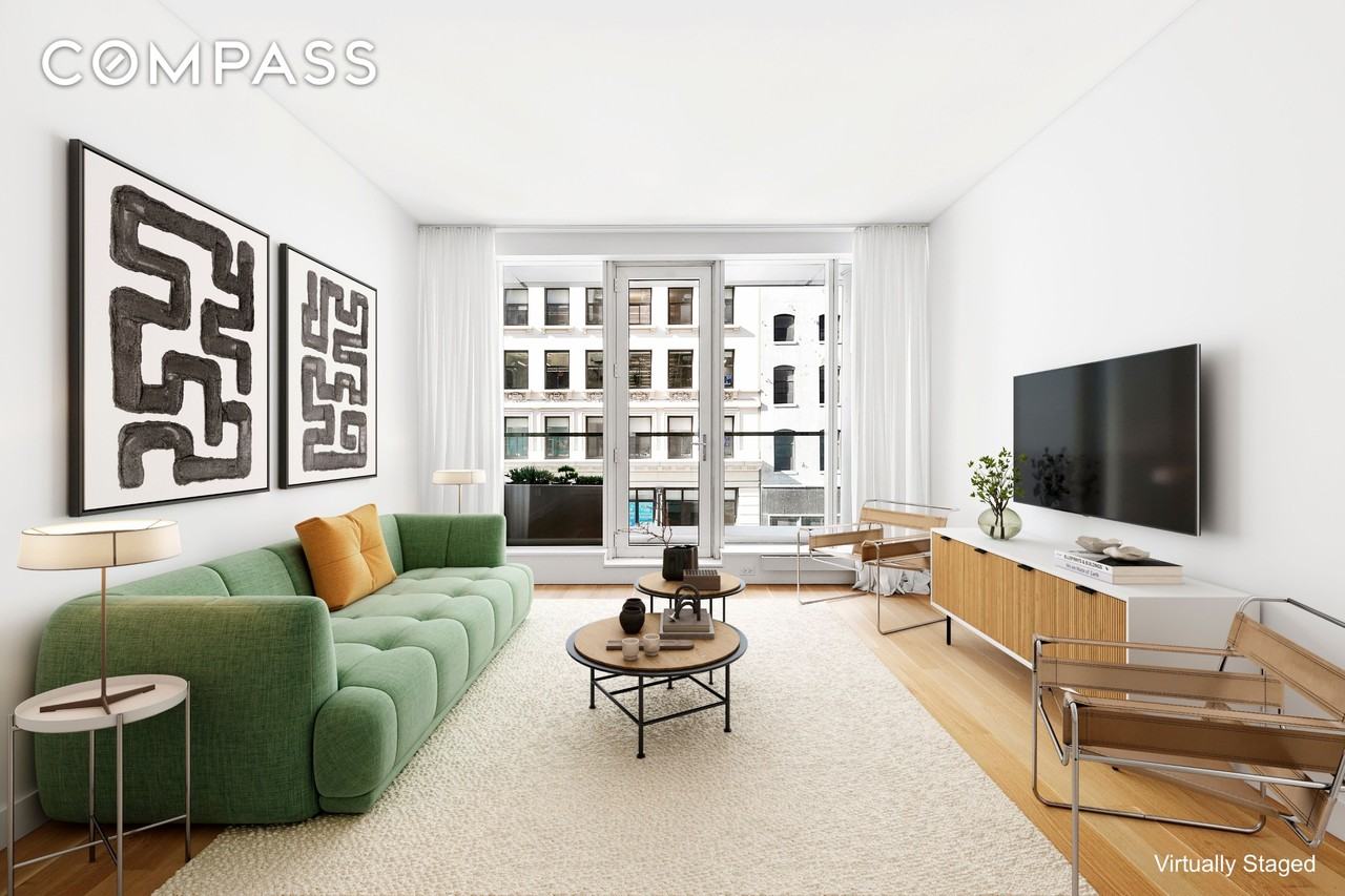 241 5th Ave #4B - Photo 2 of 11
