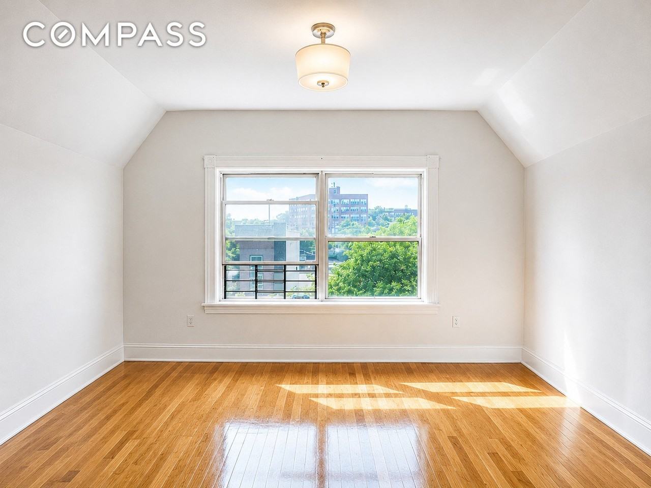 324 E 5th St #3 - Photo 2 of 10