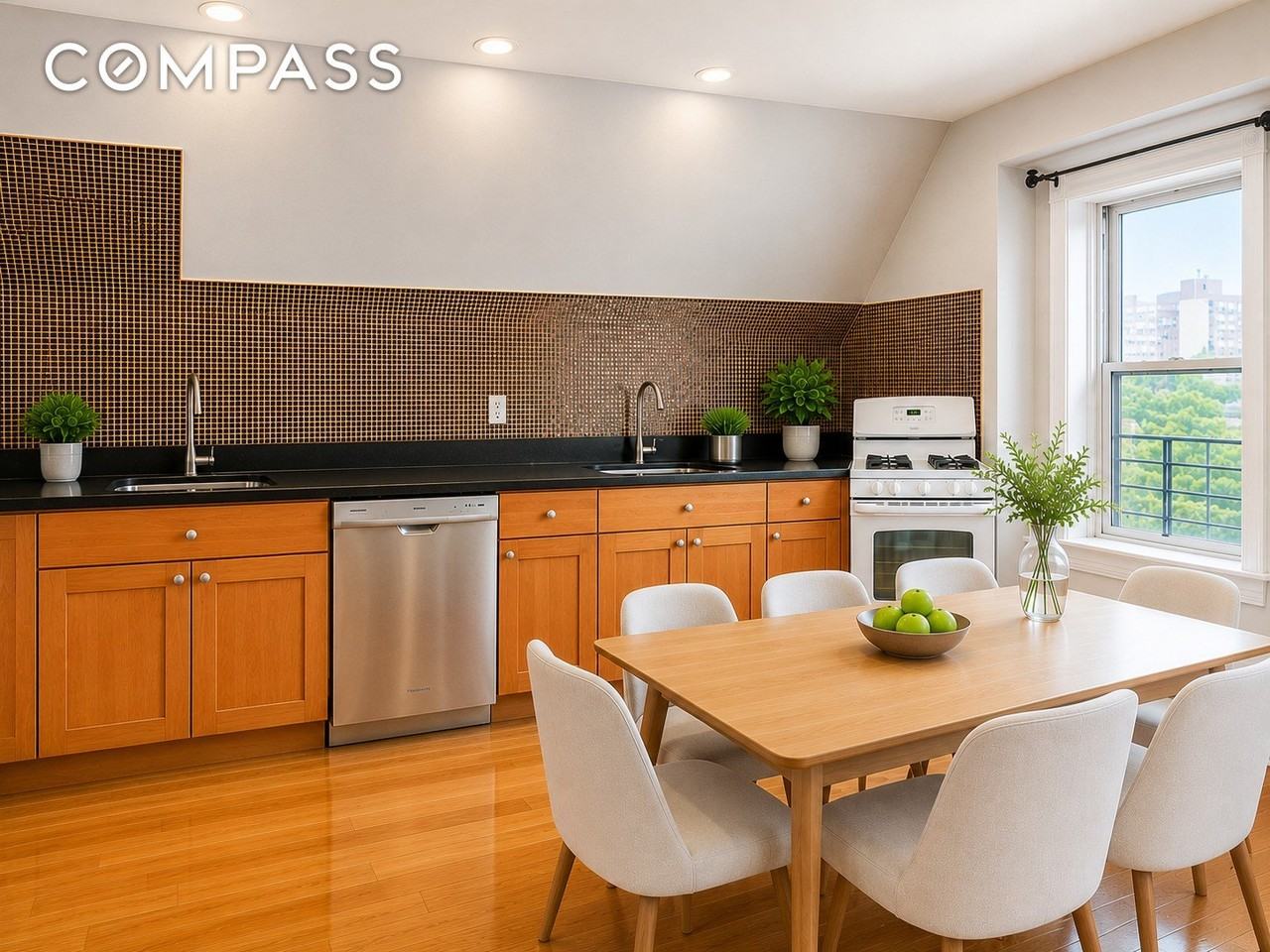 324 E 5th St #3 - Photo 5 of 10