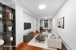 316 W 19th St #1E - Photo 1 of 1