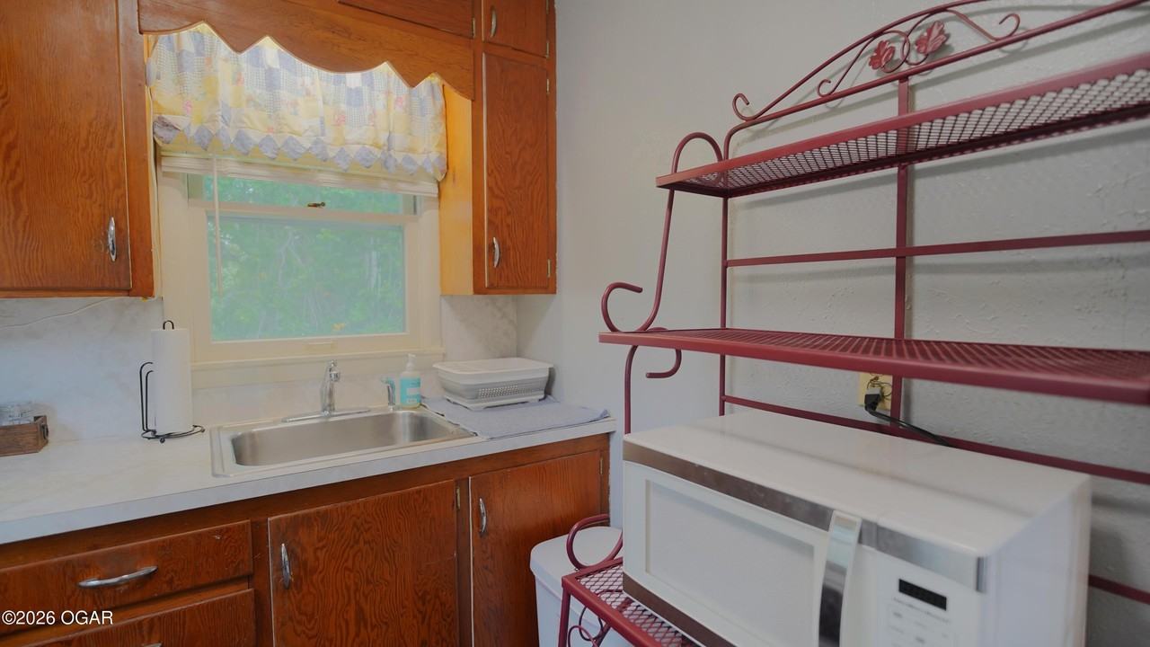 603 S Ozark Ave - Photo 7 of 8