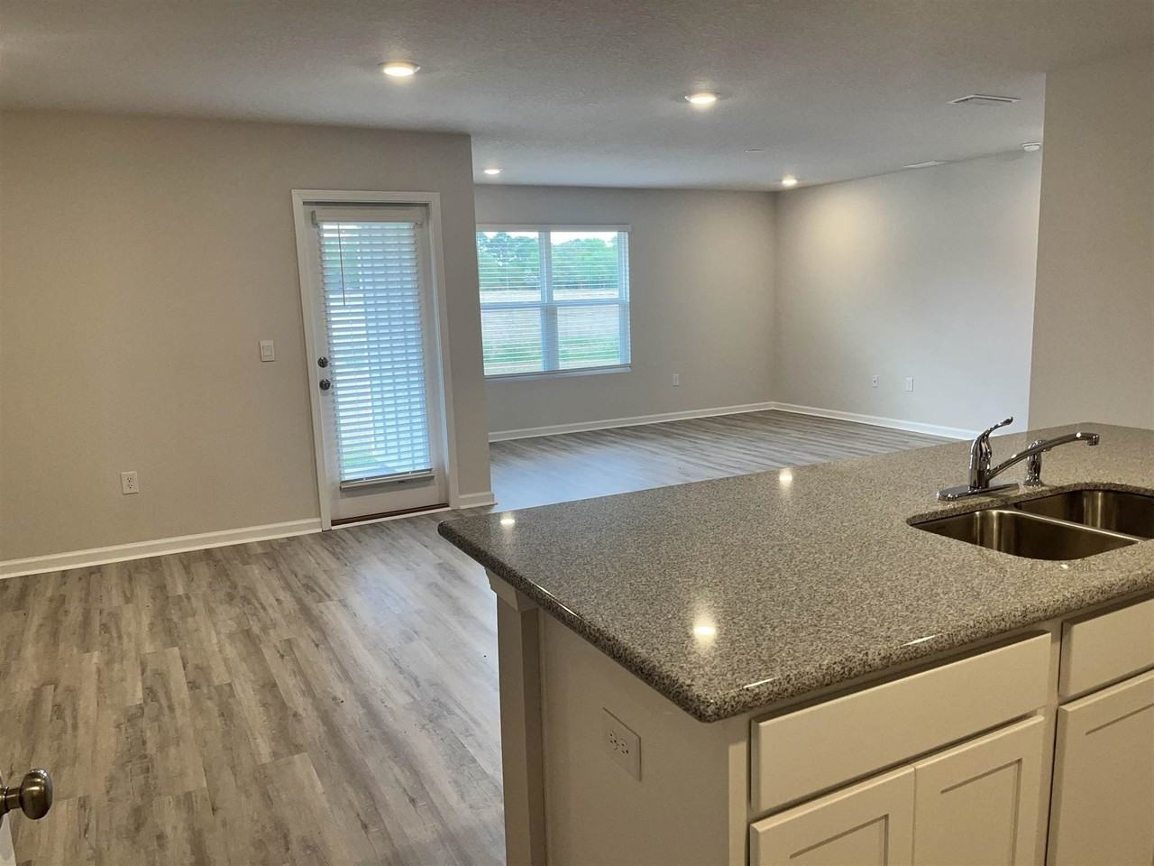 3432 Fallschase Blvd - Photo 5 of 39