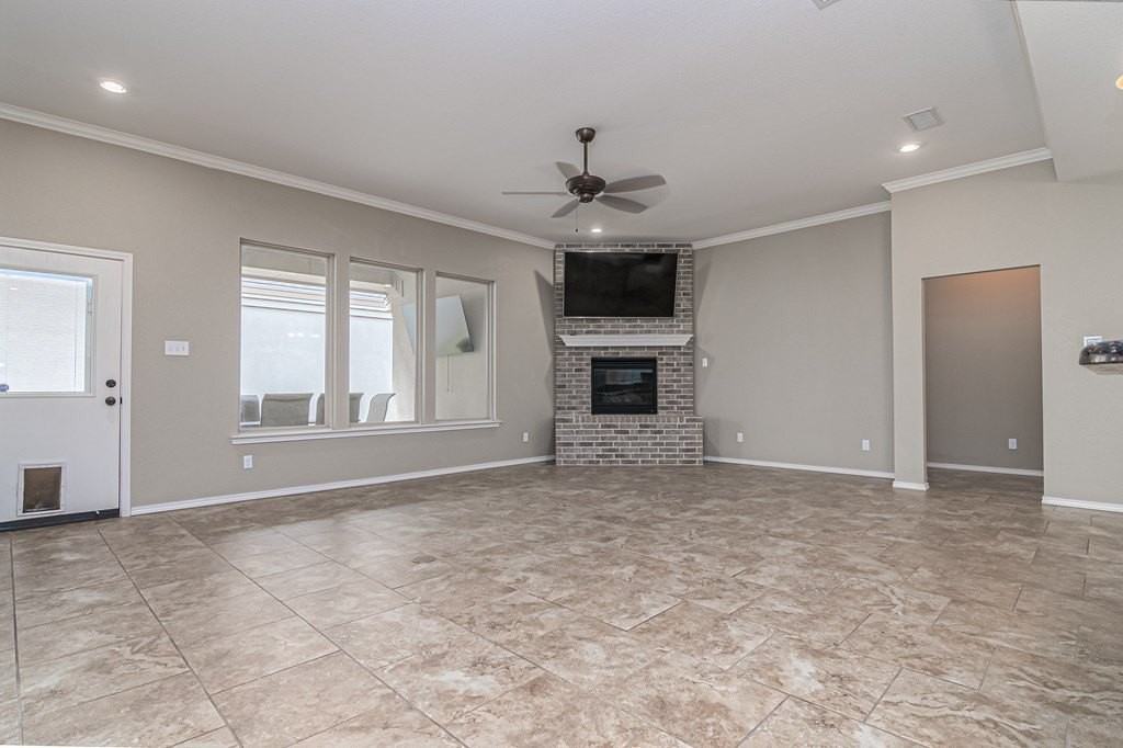5329 Bella Pl - Photo 2 of 29