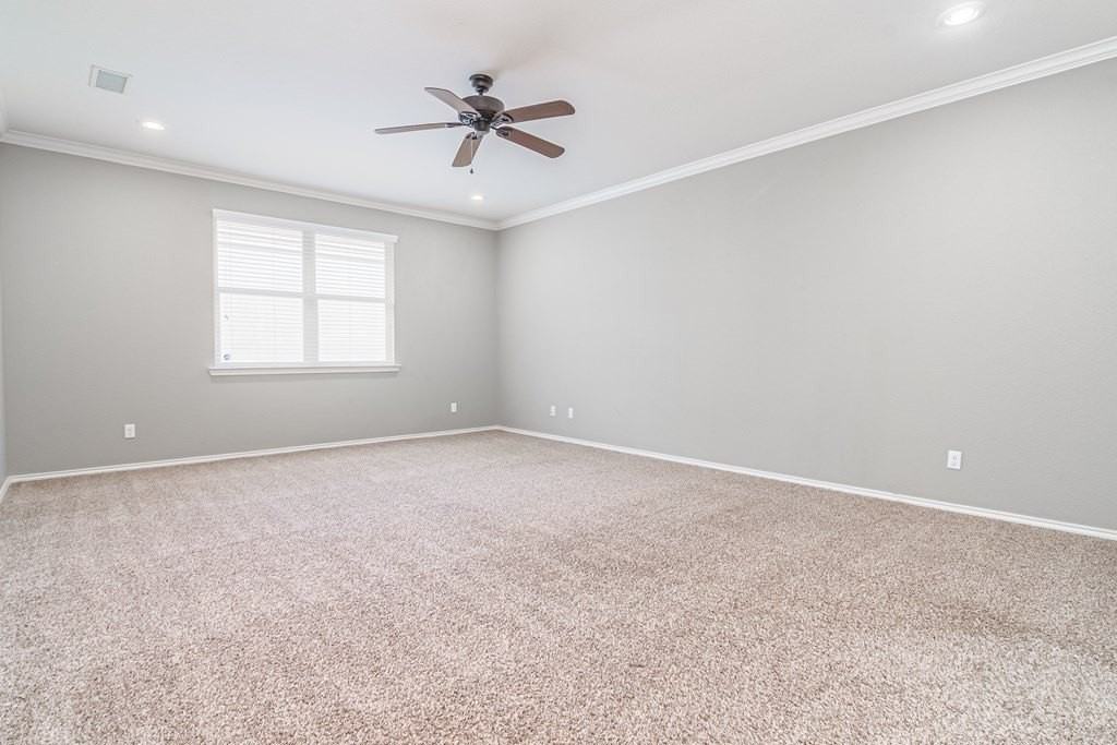 5329 Bella Pl - Photo 4 of 29