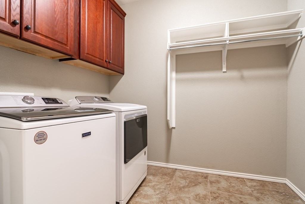 5329 Bella Pl - Photo 7 of 29