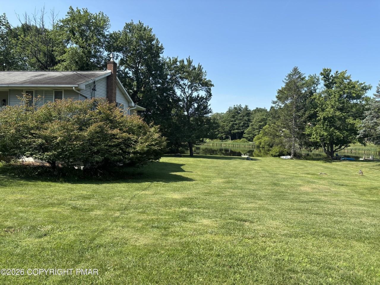 2639 Lakeshore Dr - Photo 3 of 32