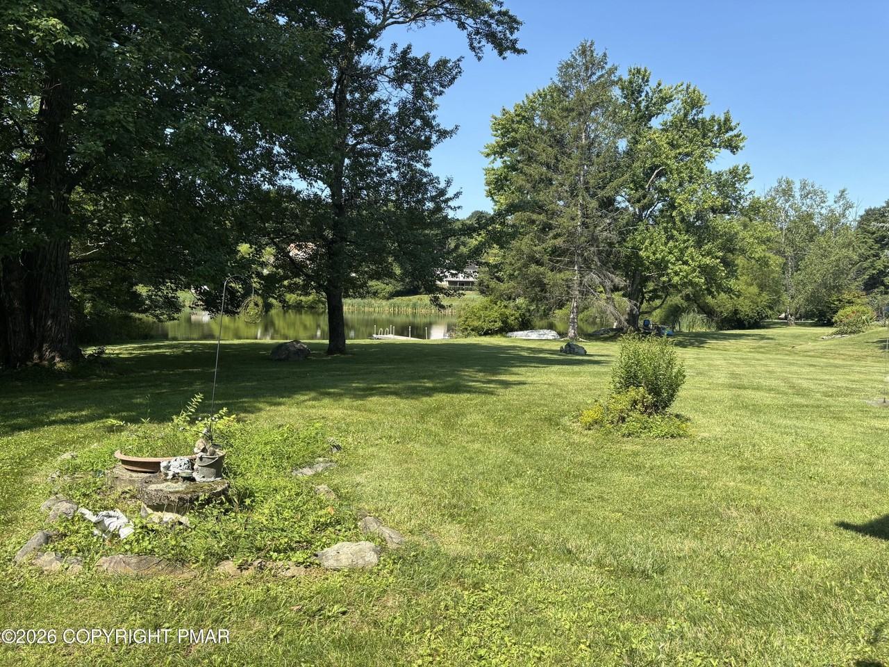 2639 Lakeshore Dr - Photo 7 of 32