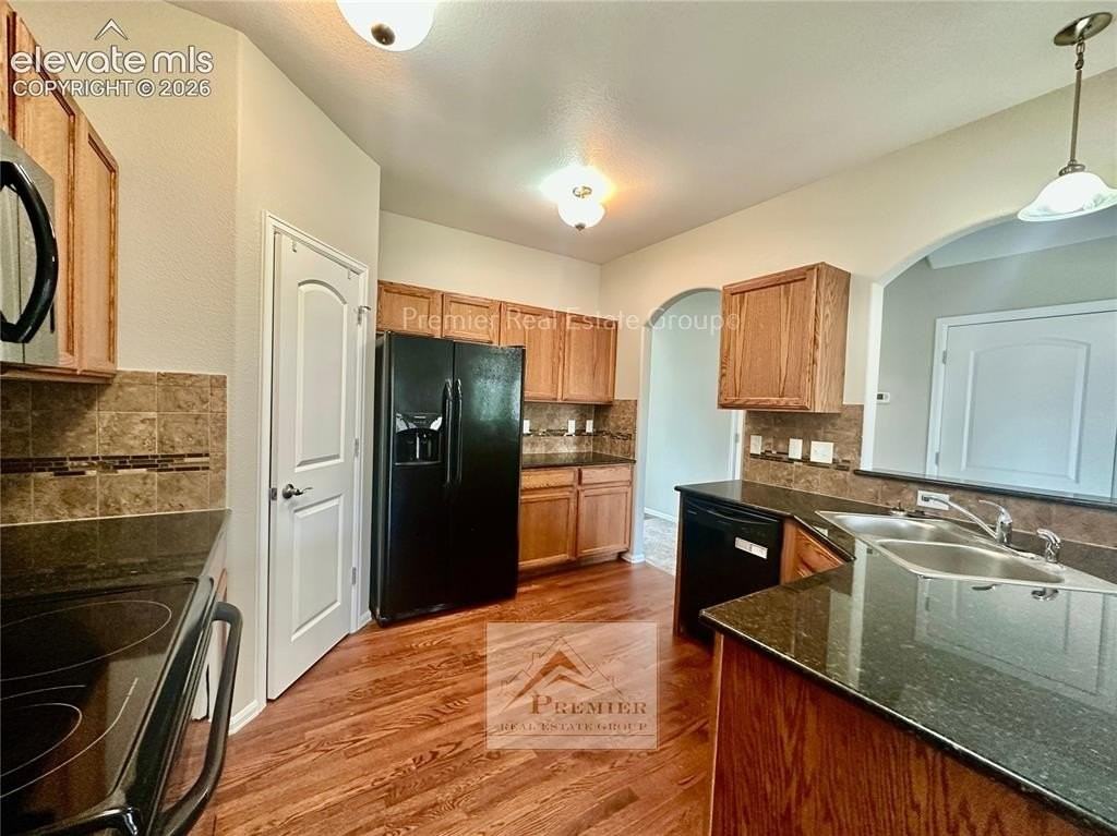 4873 San Amels Way - Photo 6 of 22