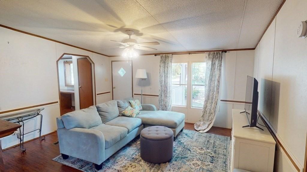 7145 David Whitfield Rd - Photo 5 of 34