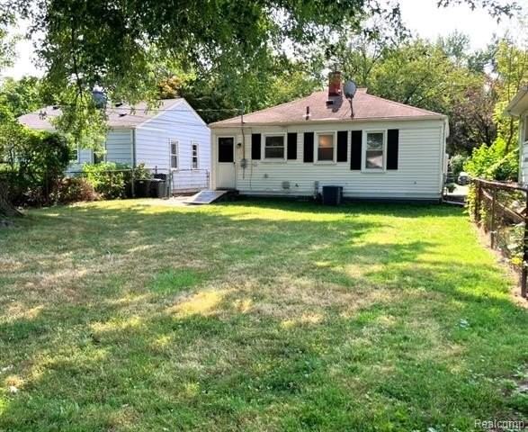 2034 Martin Rd - Photo 4 of 18