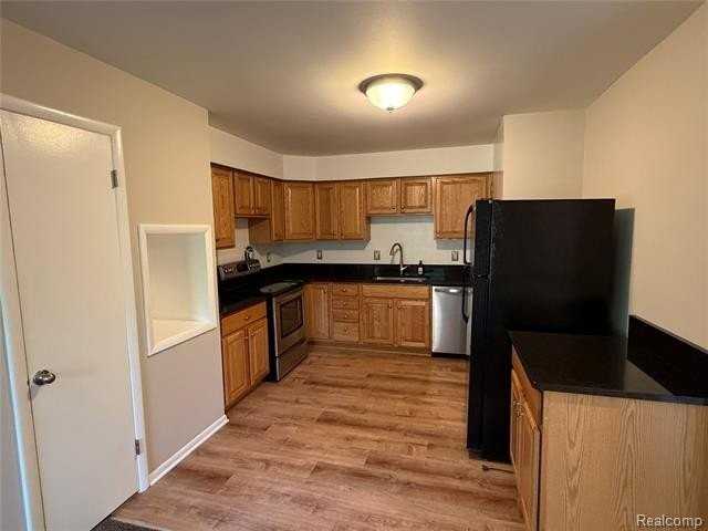 946 N Adams Rd #3 - Photo 5 of 20